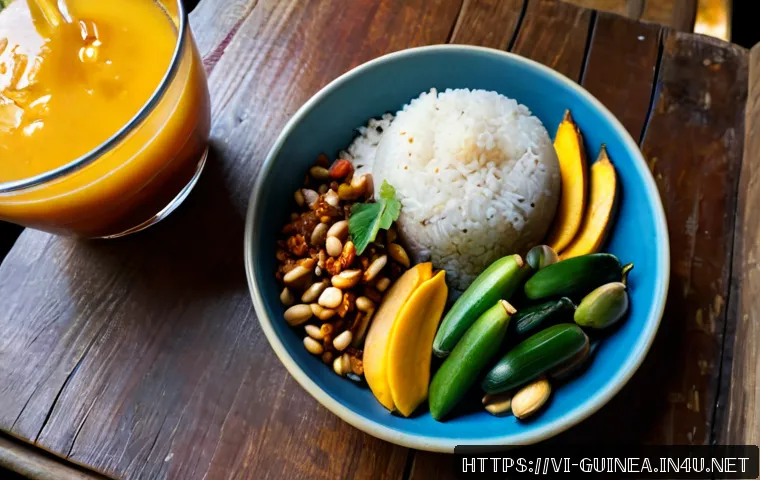 기니에서 채식주의자가 먹을 수 있는 음식 - Photorealistic overhead view of a colorful Guinean vegetarian meal on a rustic wooden table: fragran...